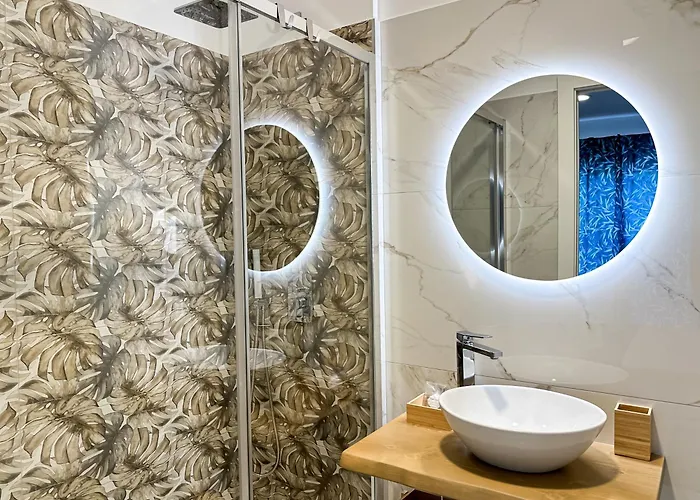 Isola 163 3* Fiumicino